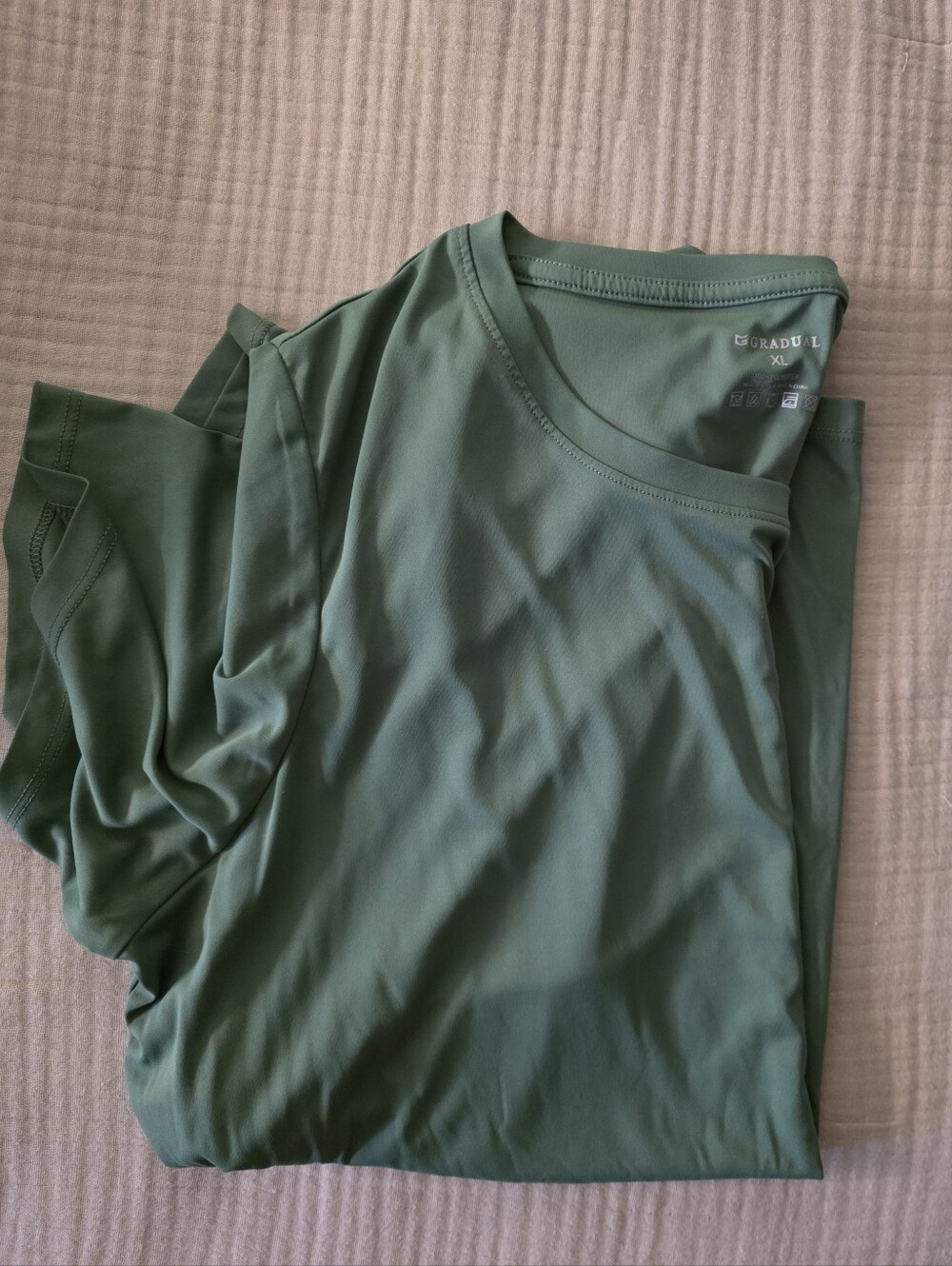 Performance T-Shirt in Olive Green